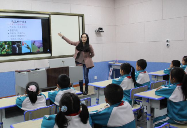 5歲小孩哥給植物學(xué)家上課