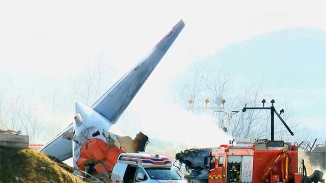 韓國起火客機(jī)已有3人獲救