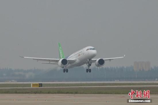 新澳門六開彩開獎結果記錄今天查詢,南方航空3架C919國產大飛機亮相春運